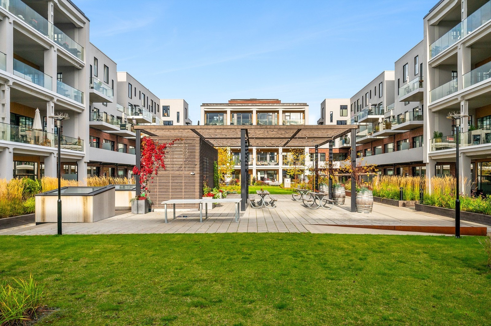 Pent opparbeidede fellesarealer i bakgården Galleribilde