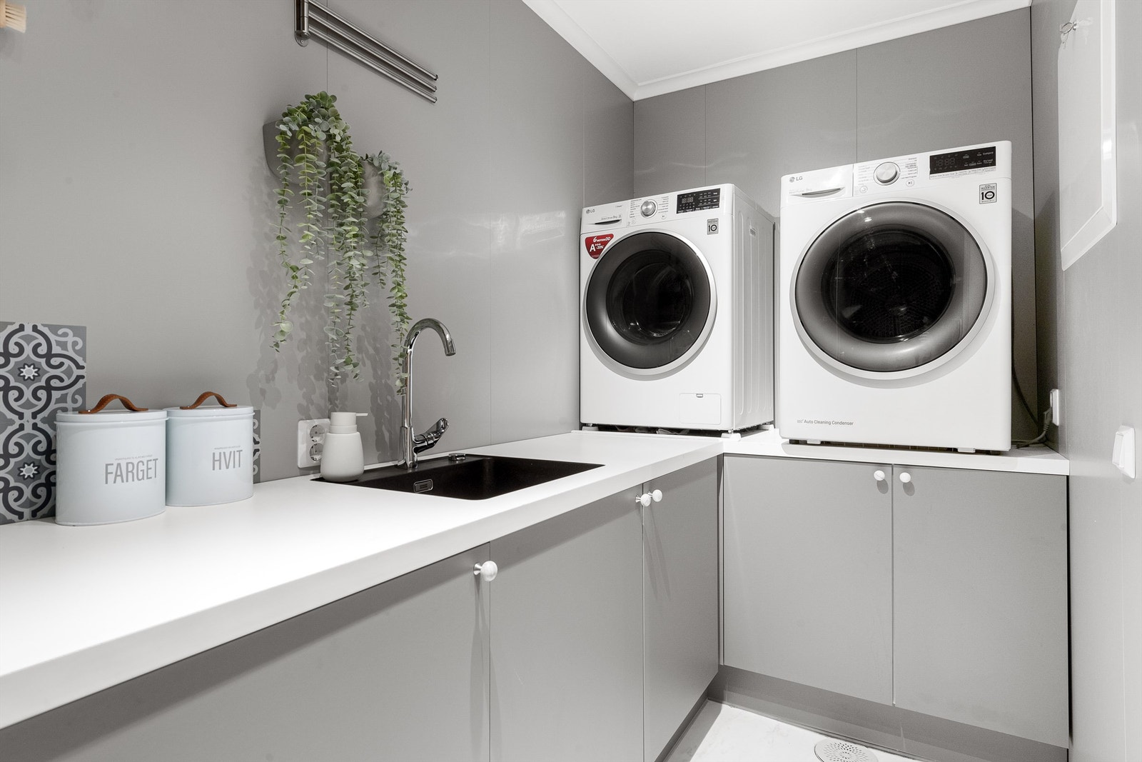 aaroehagen2_studioistad_015.jpg Galleribilde