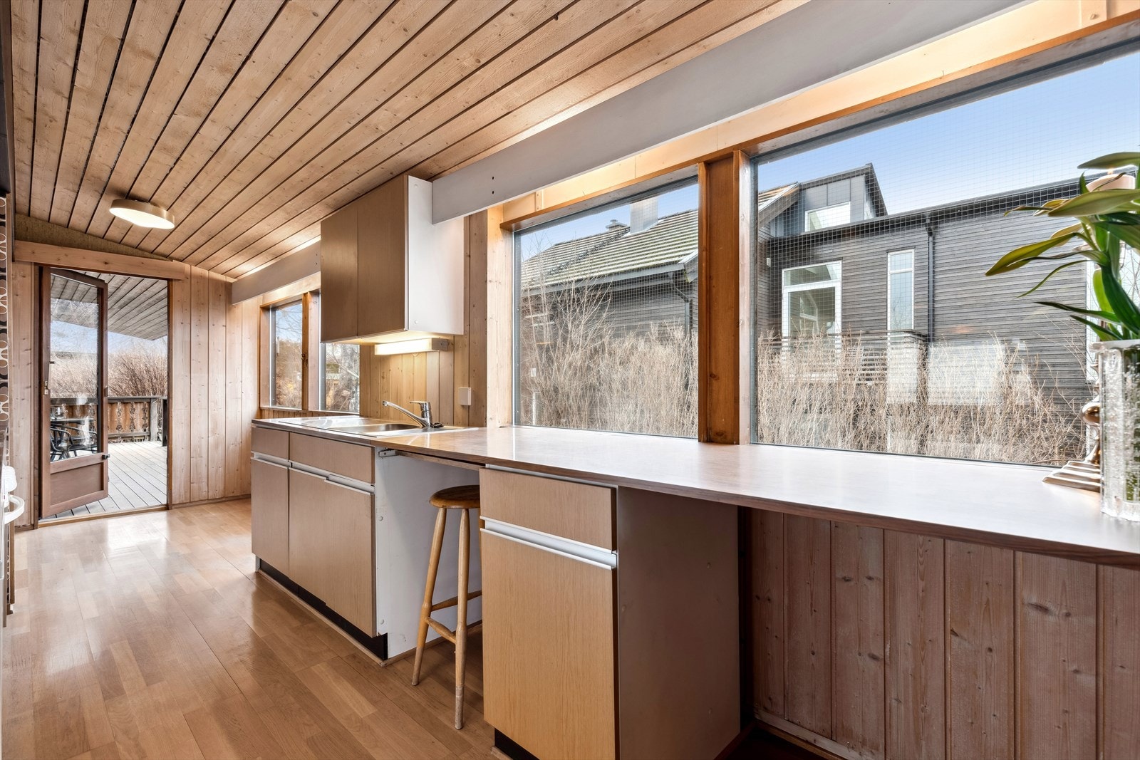 Store vinduer gir godt med lys. Galleribilde