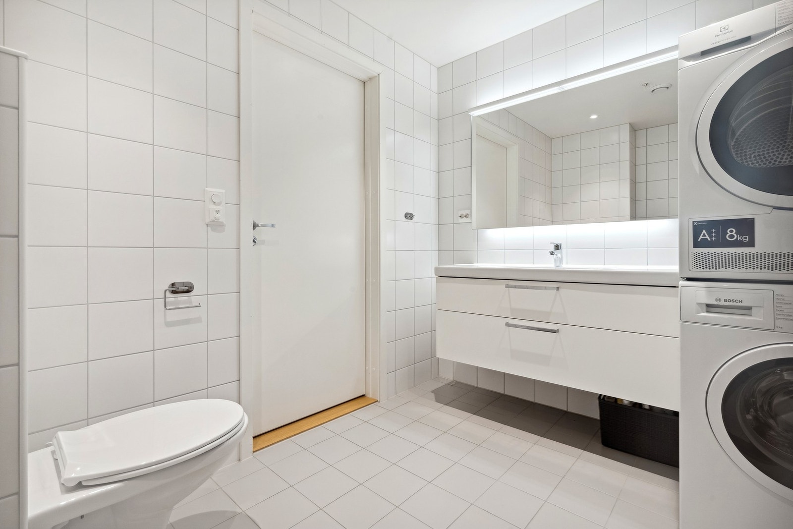 Bad/vaskerom i moderne utførelse Galleribilde