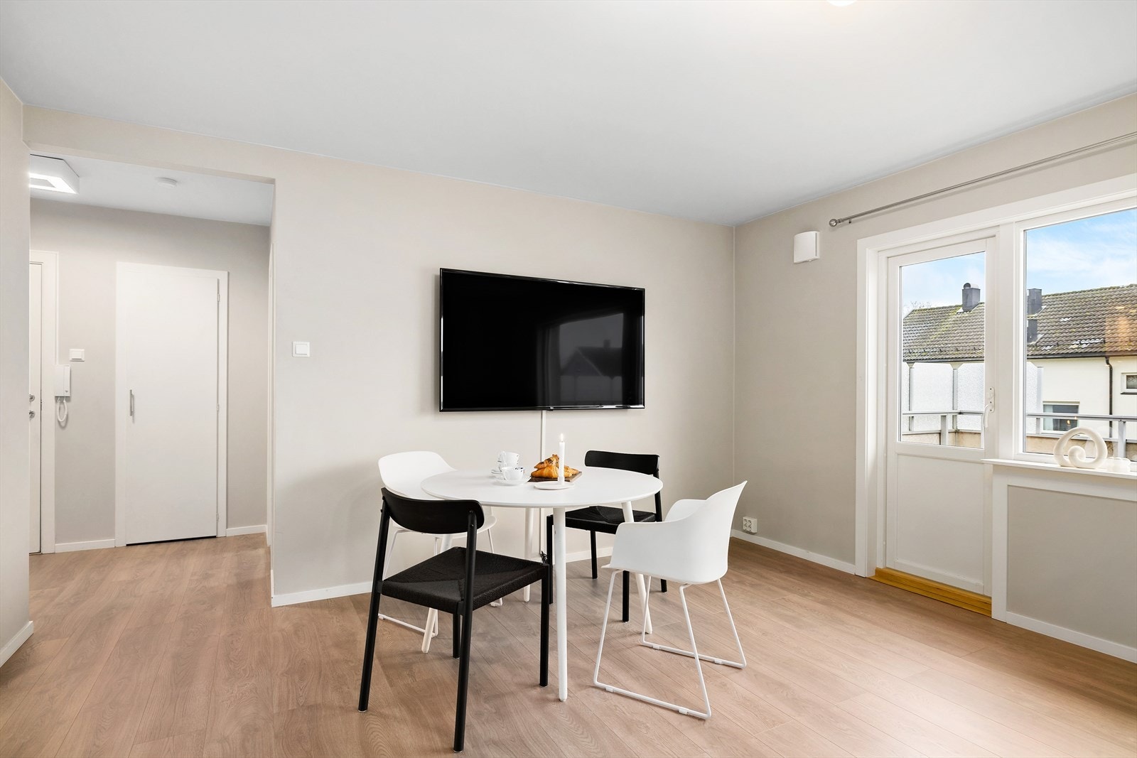 Utgang til balkong Galleribilde