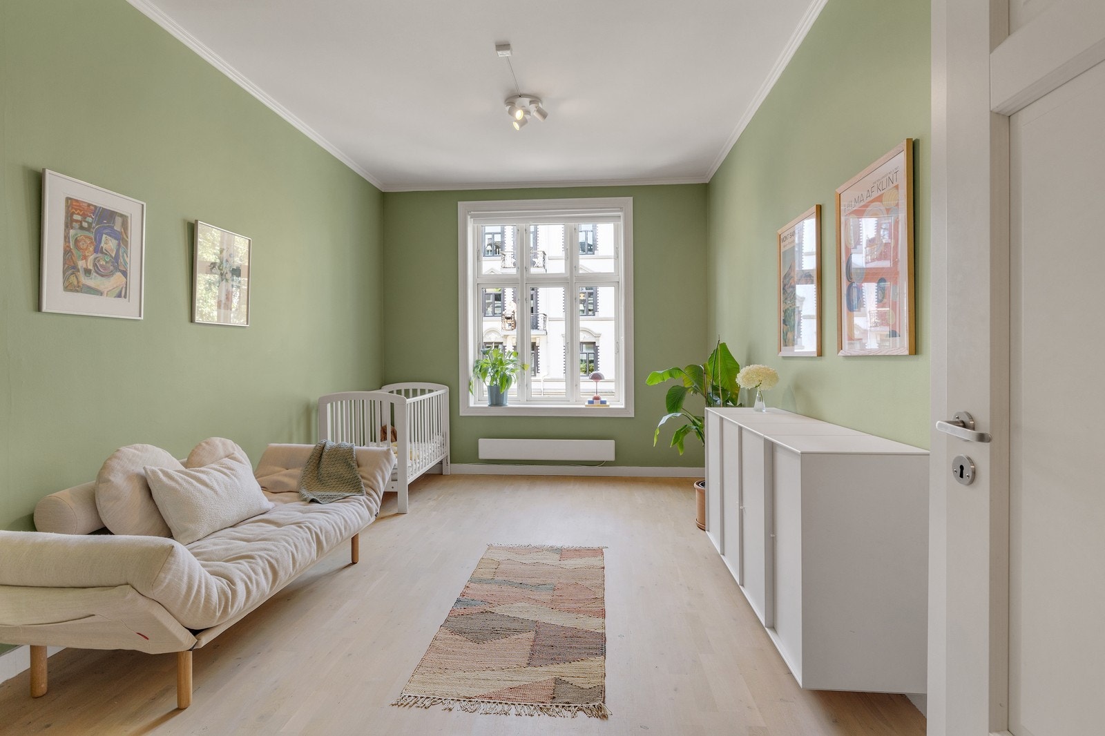 Soverom II har også god plass til både seng og øvrig møblement. Galleribilde