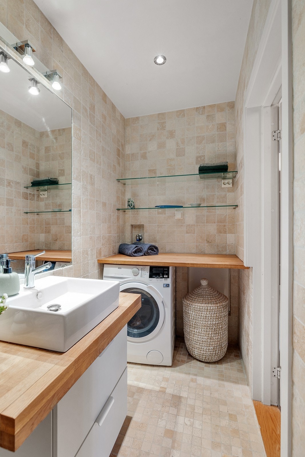 Det medfølger vaskemaskin. Galleribilde