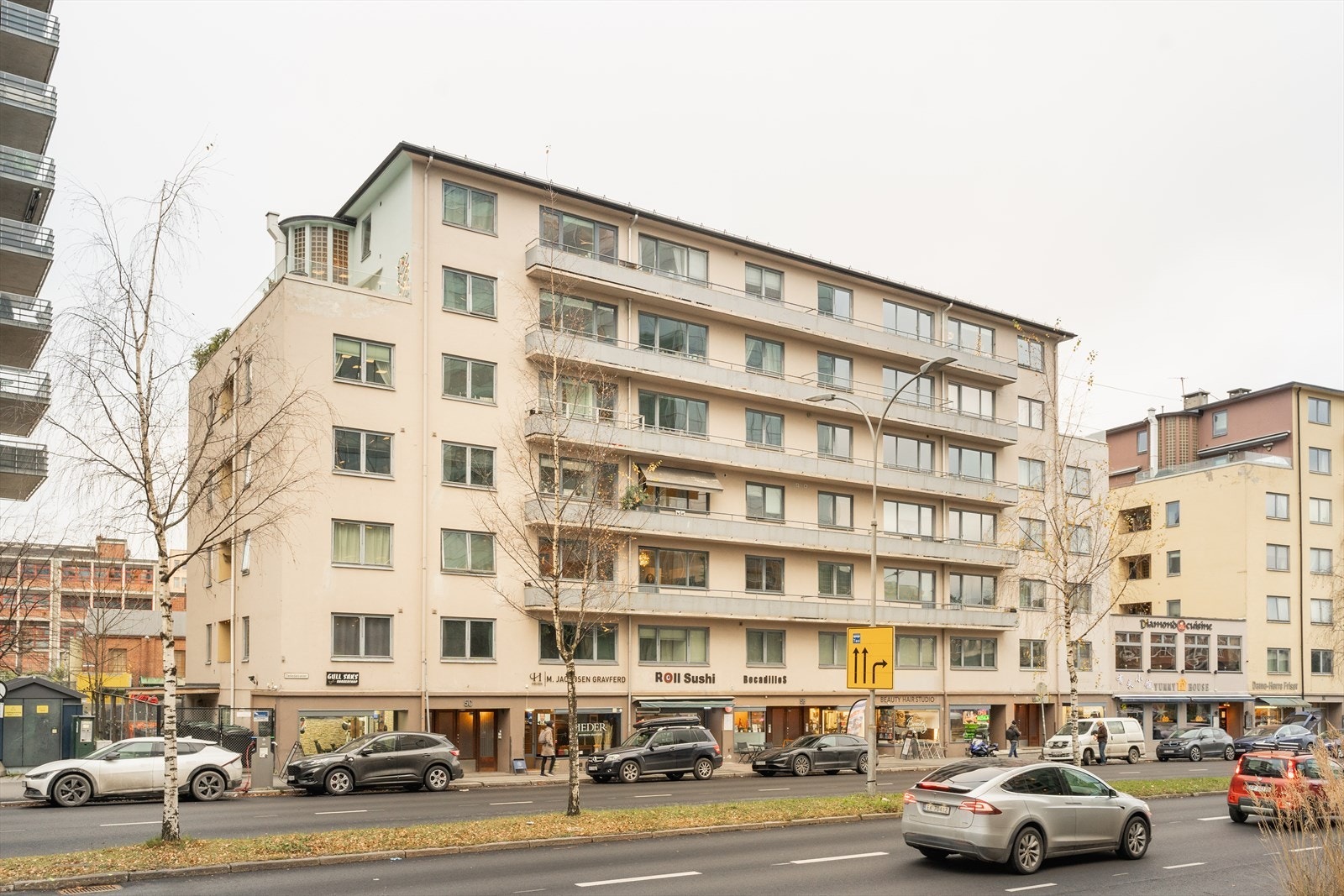 Sameiet er et kombinert sameie som består av 40 boligseksjoner og 8 næringsseksjoner i henhold til seksjonseringsbegjæring. Galleribilde