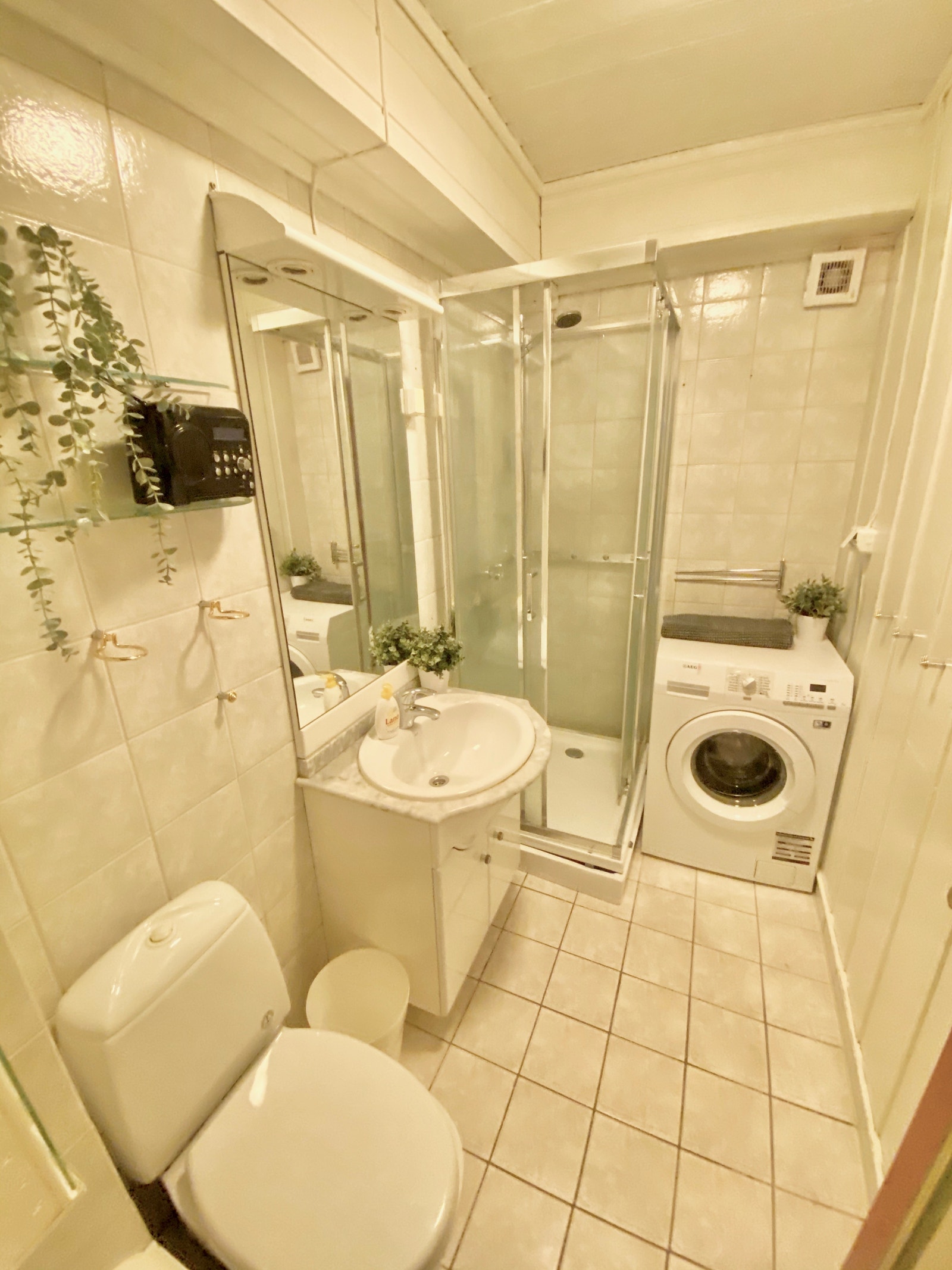 Flislagt bad med varmekabler Galleribilde