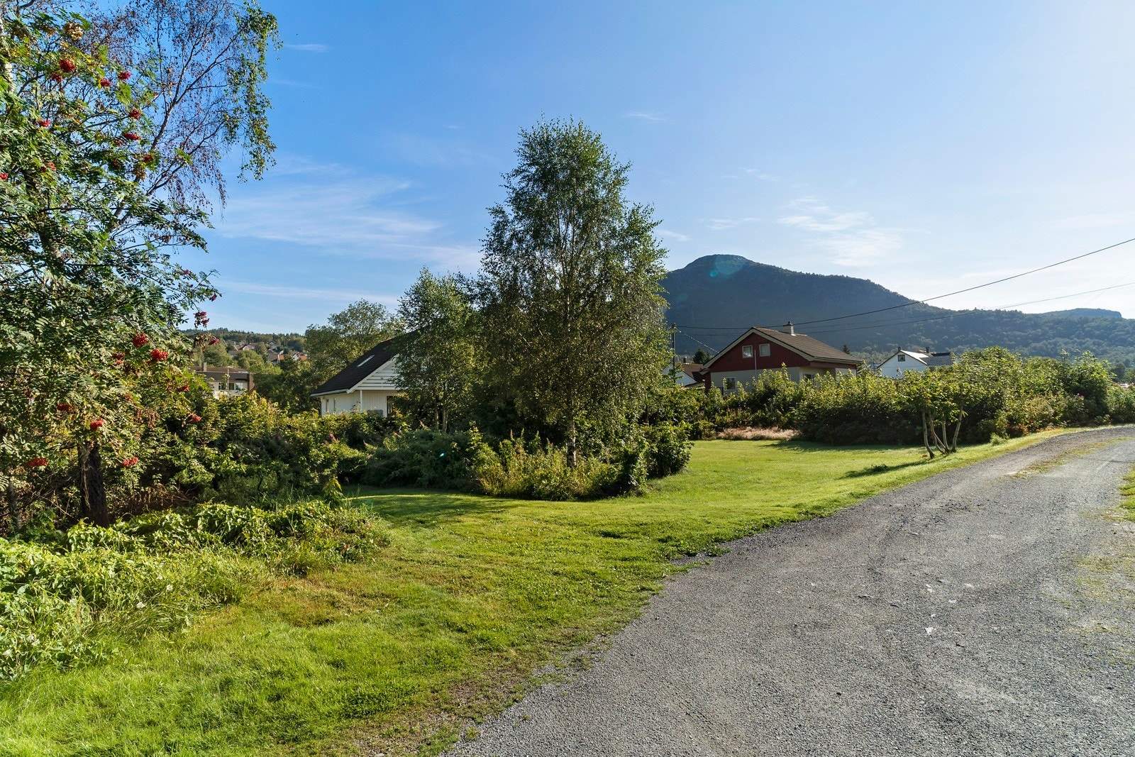 Det er ingen byggeklausul og man står fritt til å bygge sin boligdrøm! Galleribilde