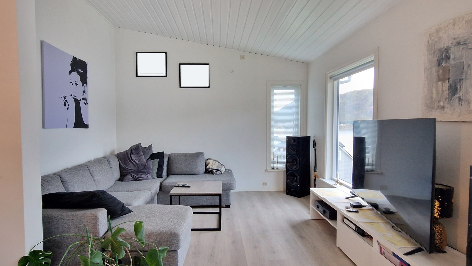 Hovedetasje - åpen stue/kjøkken Galleribilde