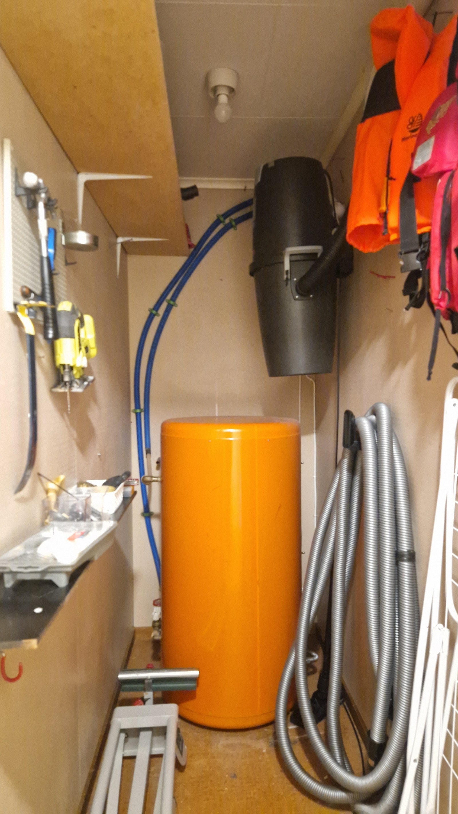 Underetasje - teknisk rom Galleribilde