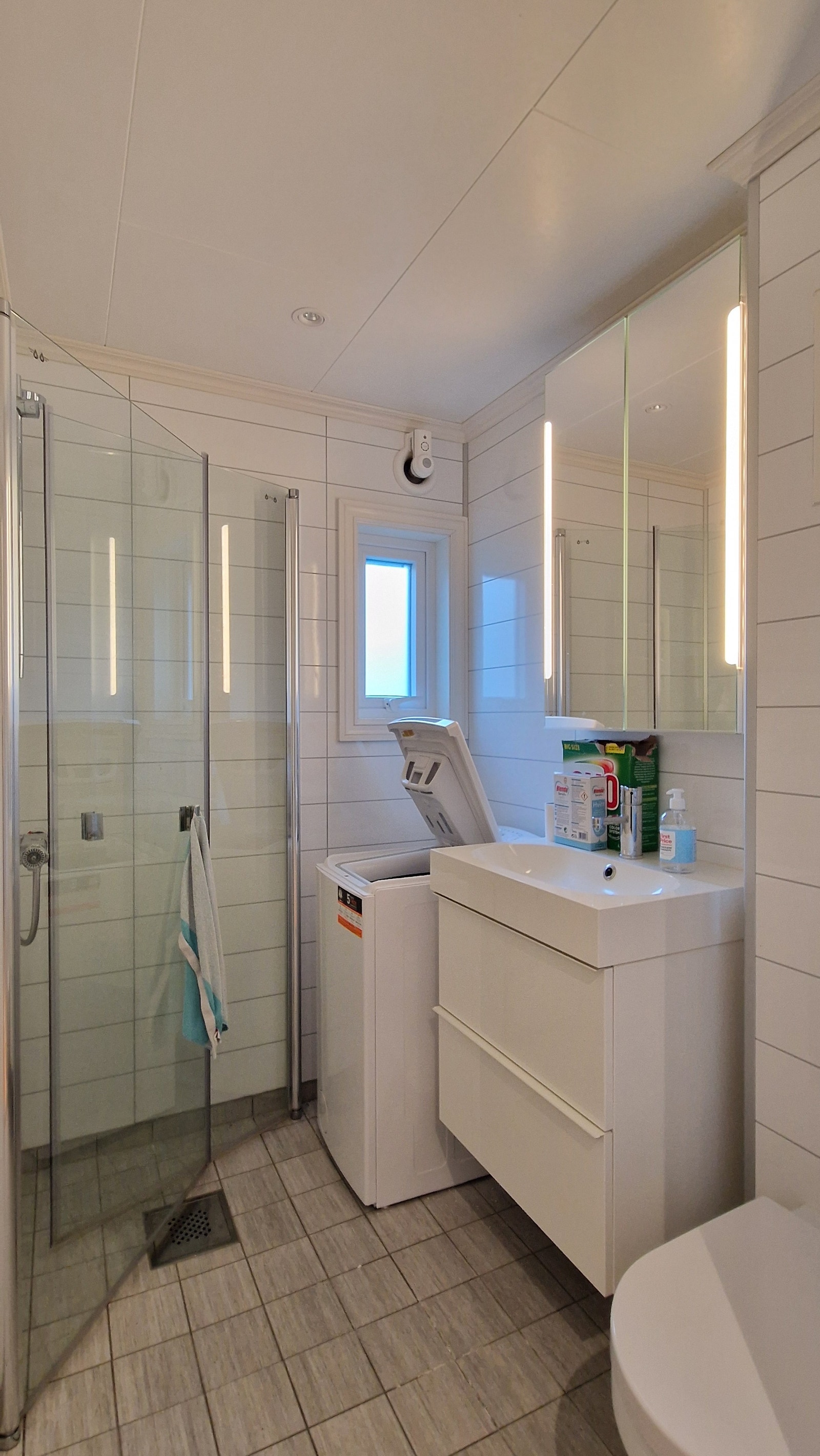 Loft - bad/vaskerom (utleiedel) Galleribilde