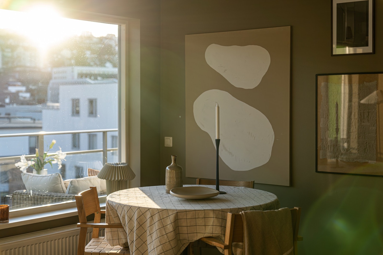 Her kan du invitere venner og familie til hyggelige lag. Galleribilde