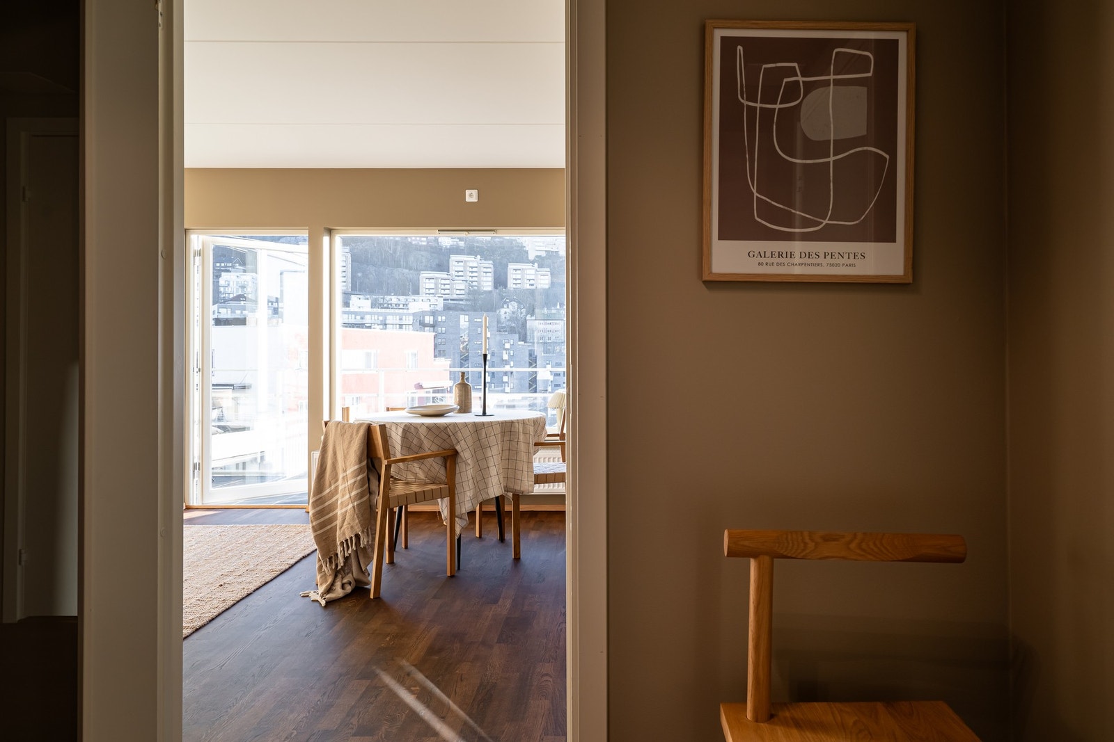 Velkommen inn til denne fine leiligheten! Galleribilde