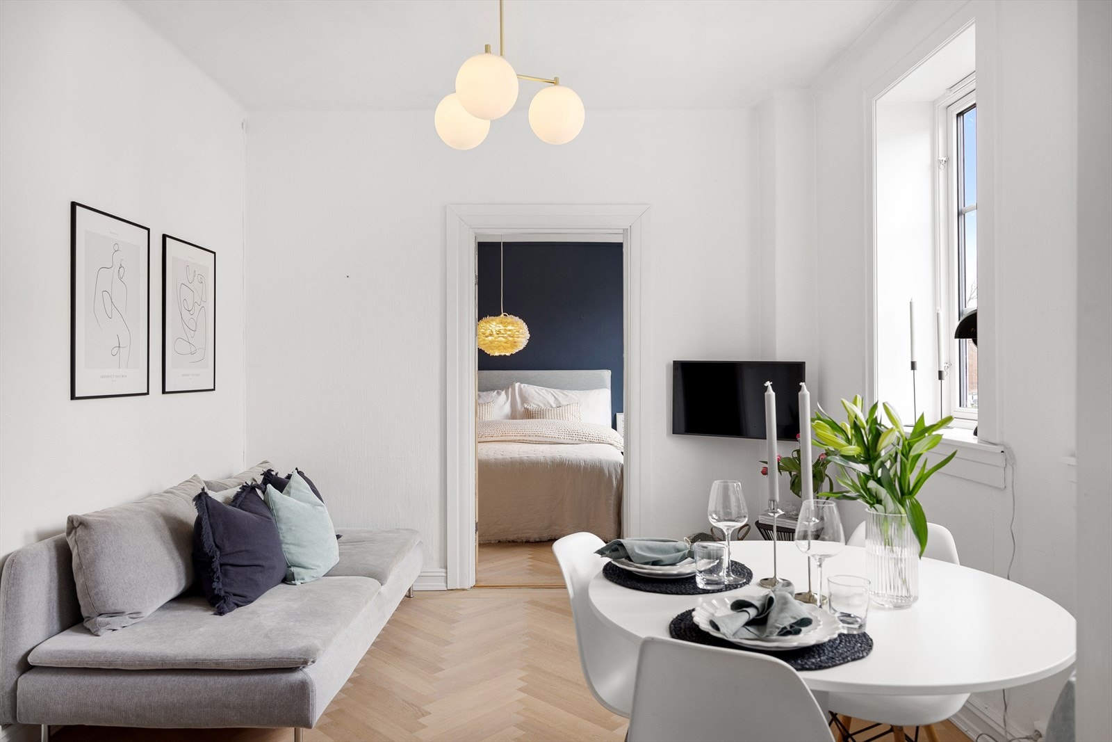 Planløsningen i leiligheten er svært god med fin arealfordeling. Galleribilde