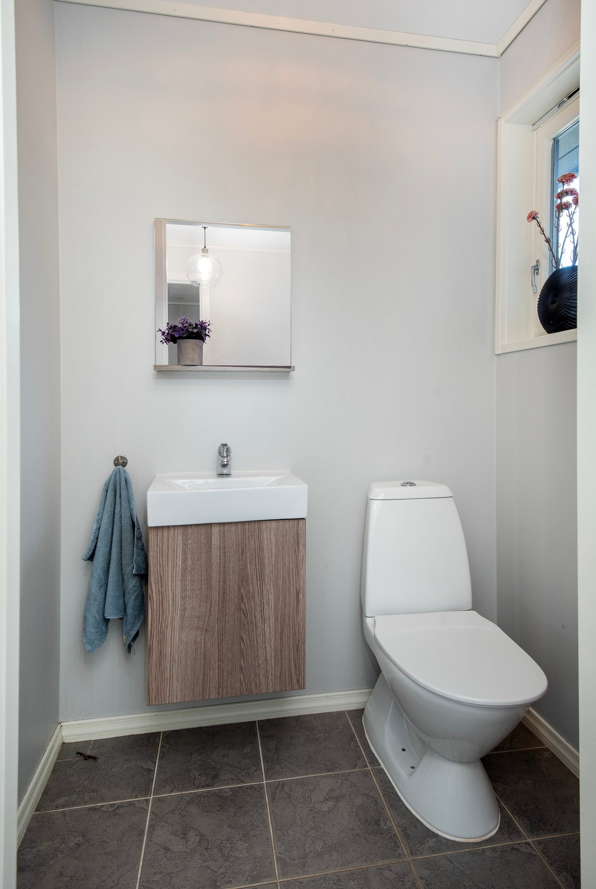 WC-rom hovedetasje Galleribilde