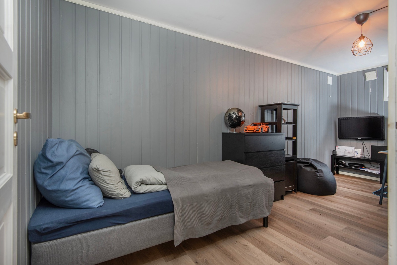 Kjellerrom Galleribilde