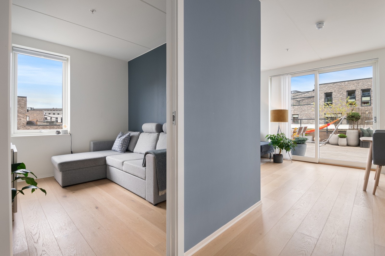 Fra kjøkkenet er det inngang til soverom 2. Galleribilde