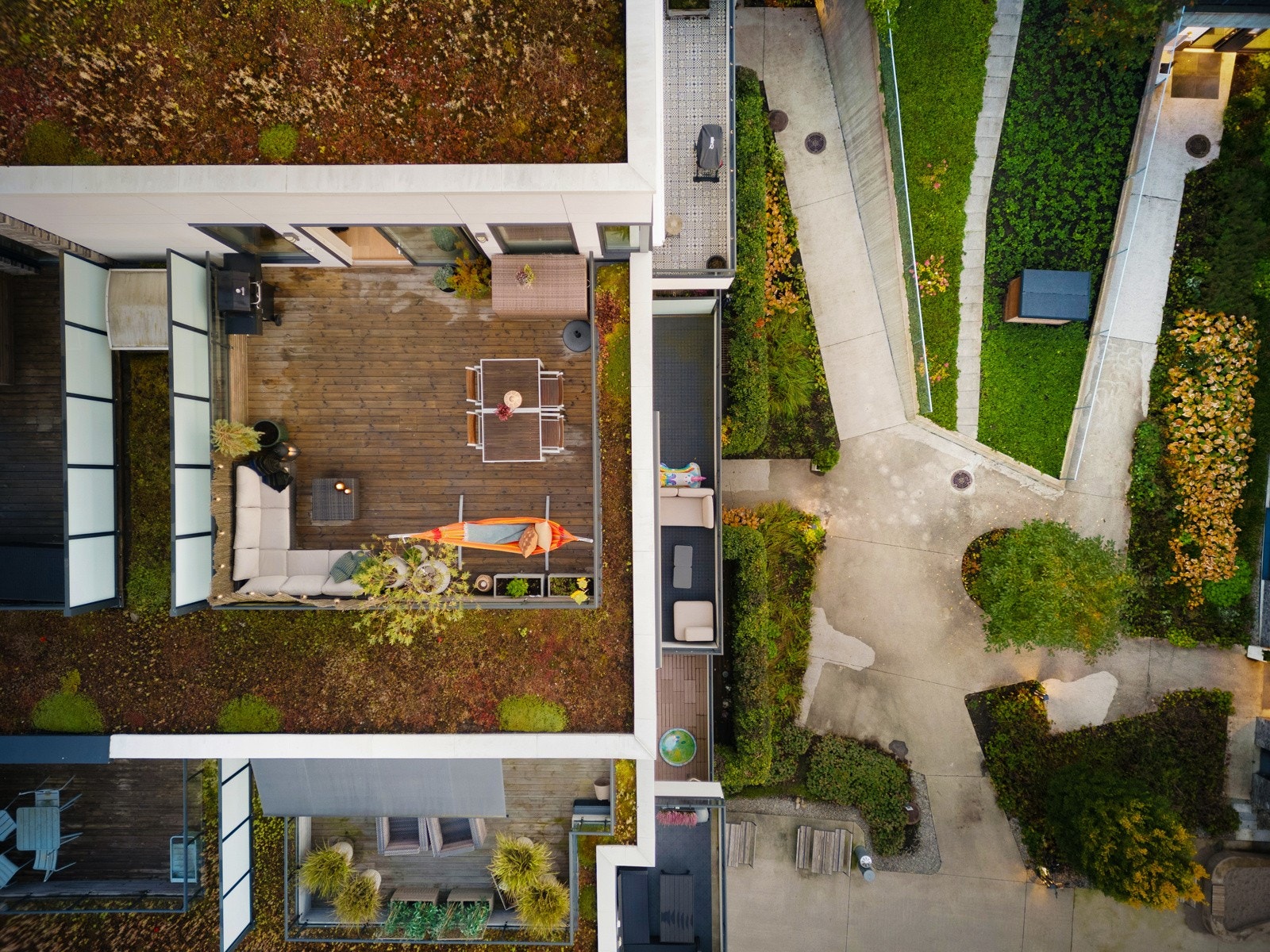 En moderne og stilig 3-roms med fantastisk takterasse på hele 29 kvm! Galleribilde