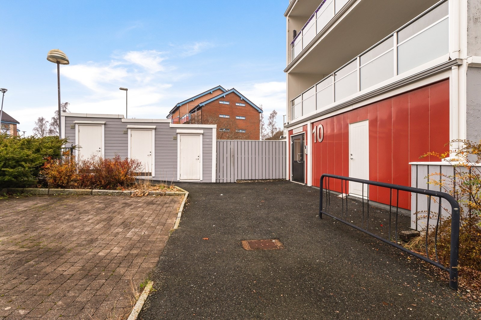 Byggets inngangsparti. Galleribilde