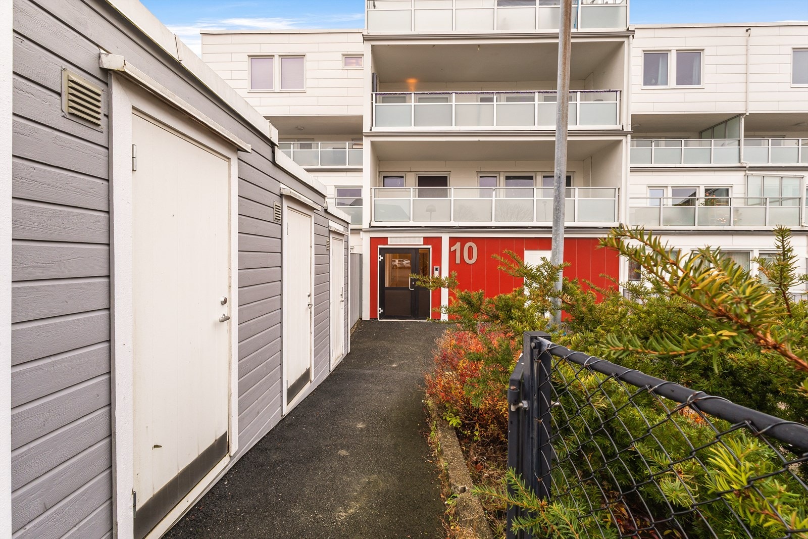 Byggets inngangsparti. Galleribilde