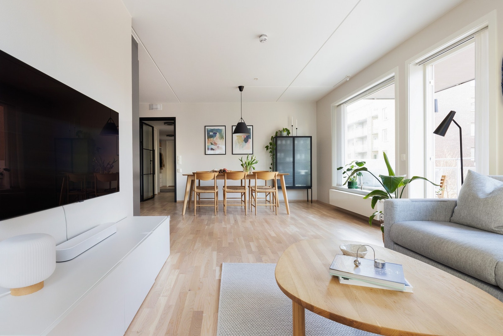 En deilig og lys stue som bør oppleves Galleribilde