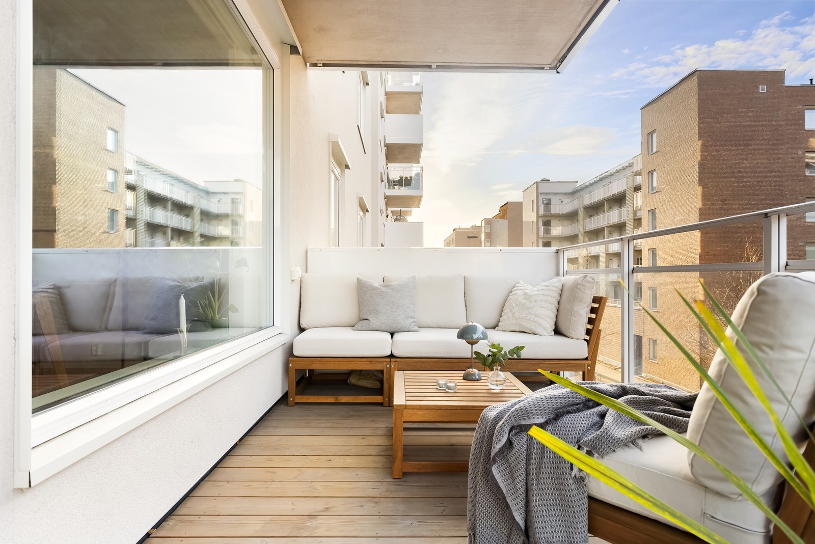 Det er plass til både sittegruppe og grill Galleribilde