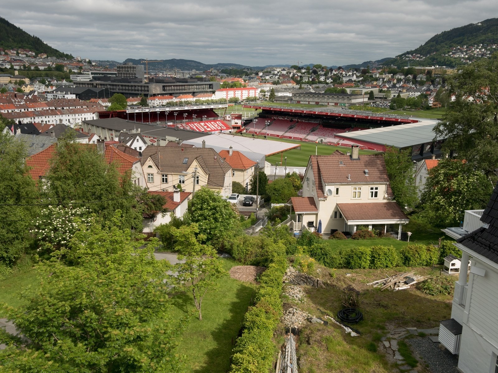 Brann Stadion er 5 min unna med bil Galleribilde
