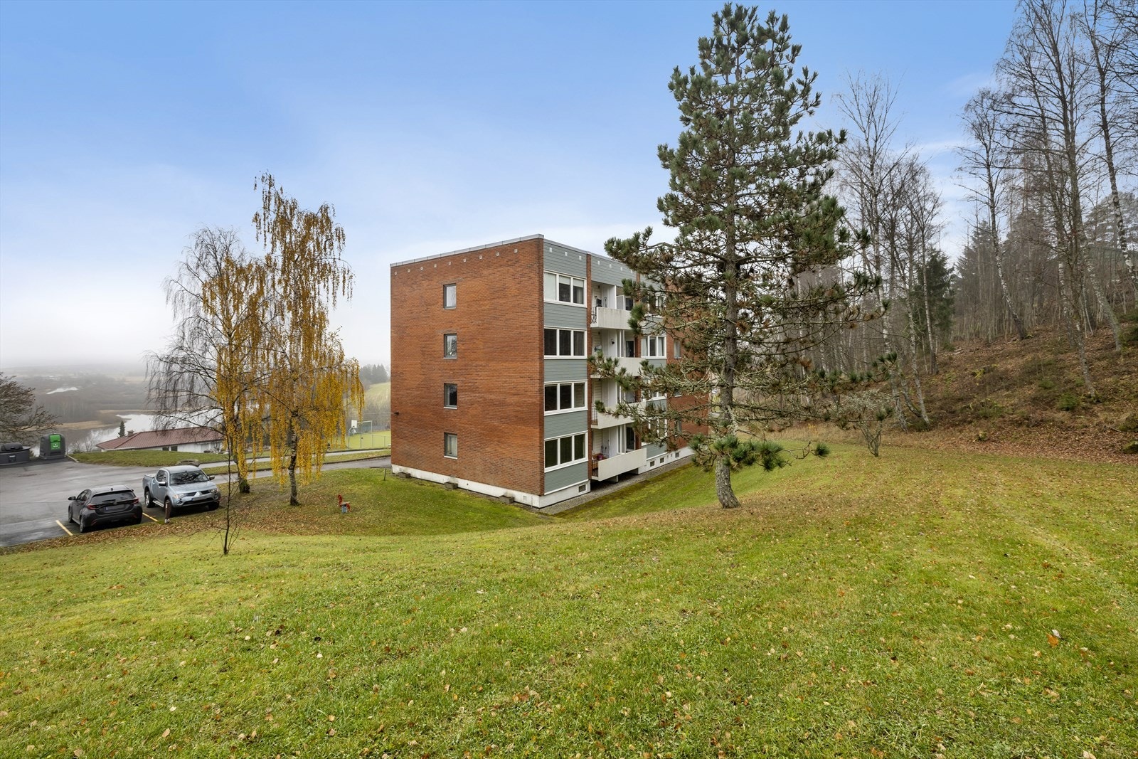 Velkommen til visning! Kontakt megler Offigstad dersom du lurer på noe, tlf. 47681654. Galleribilde