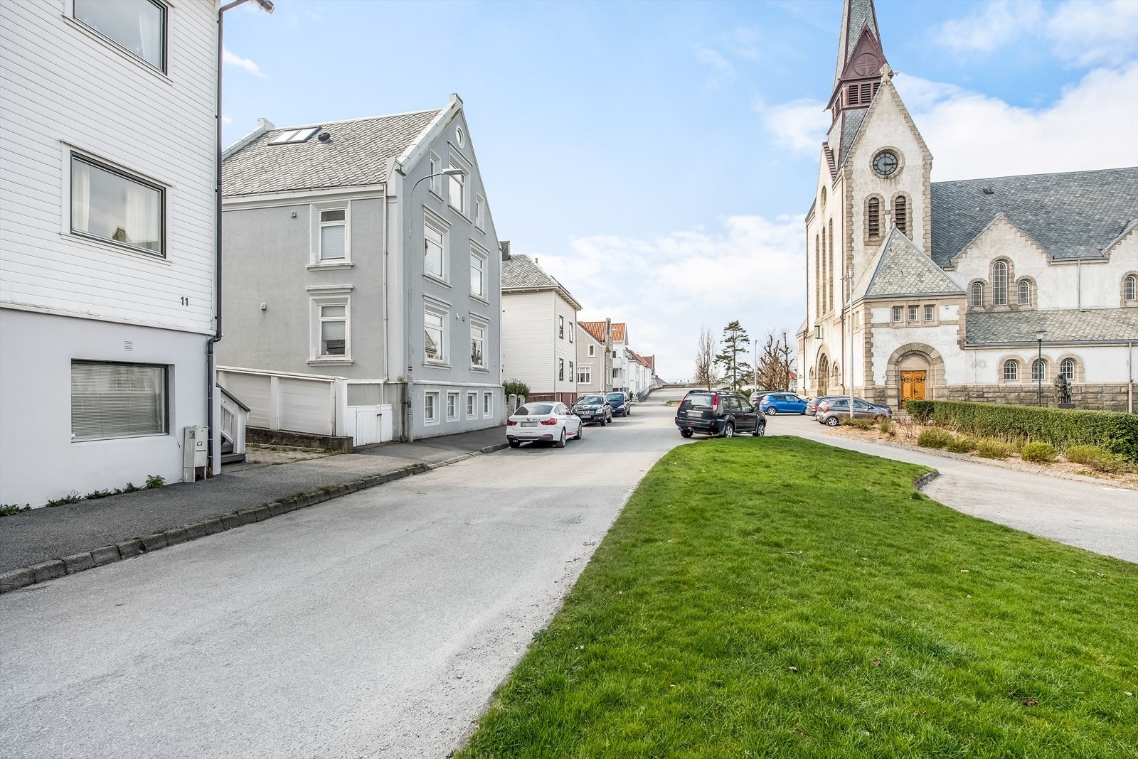 Det er godt tilrettelagt for et liv uten bil, med enkel tilgang til offentlig transport for de som måtte trenge det Galleribilde