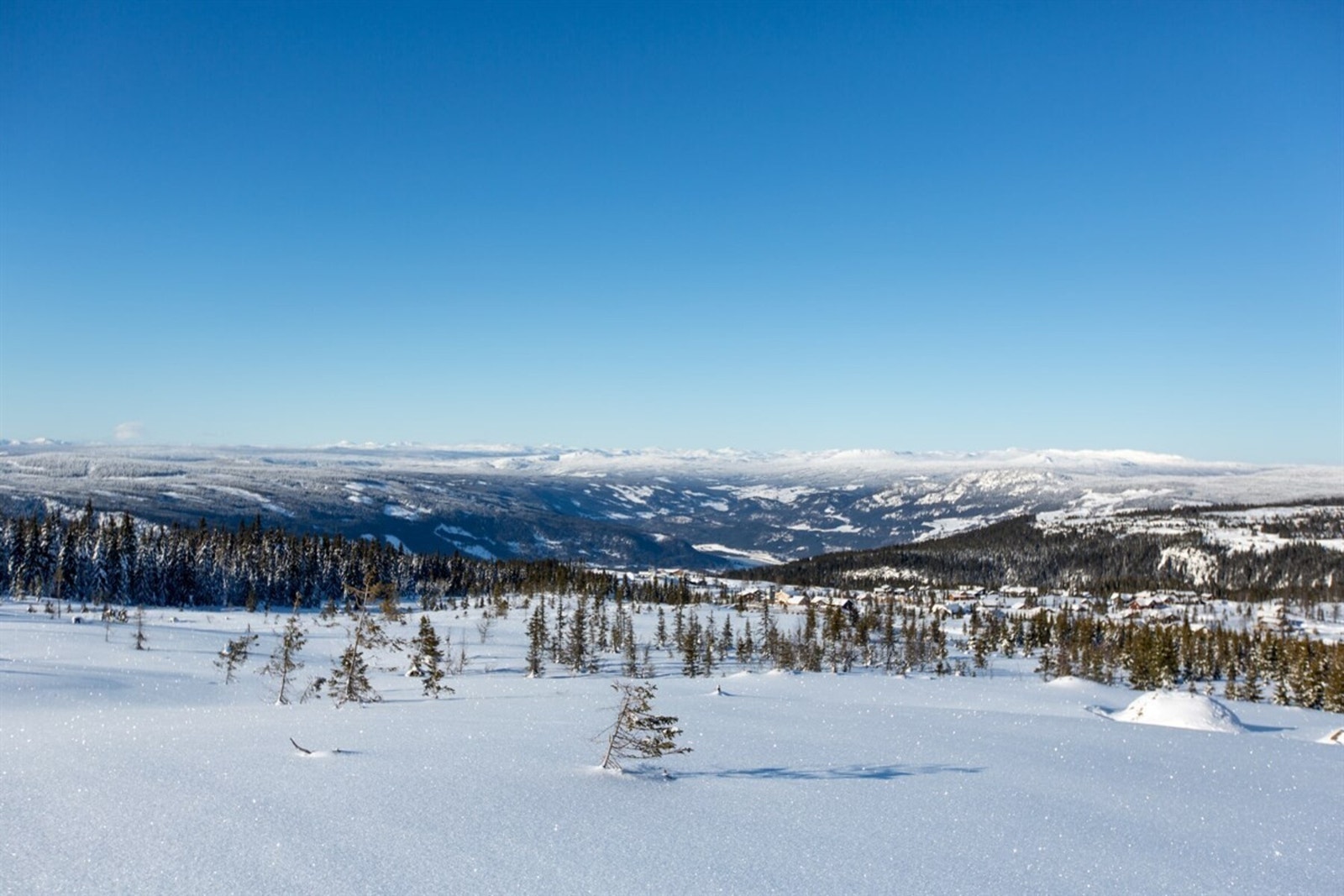 Fra tomteområdet mot Gudbrandsdalen Galleribilde