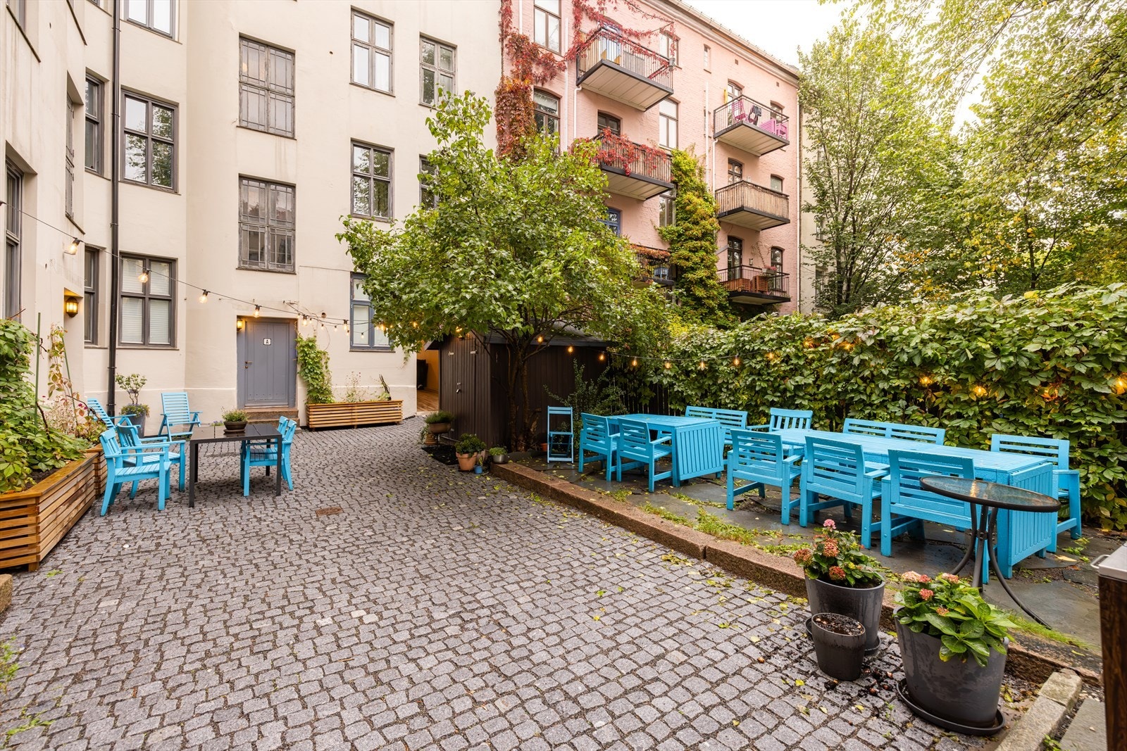 Et fantastisk gårdsrom til glede for både store og små! Galleribilde