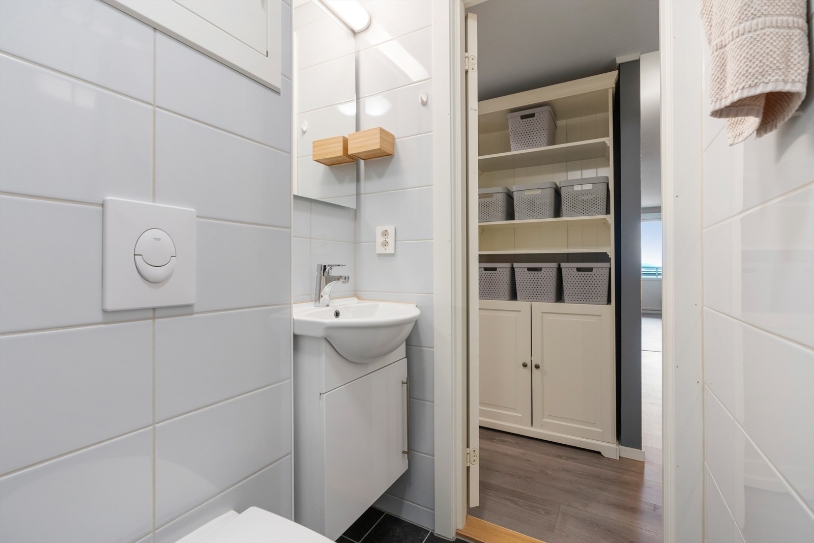 - Badet måler 1,7 m² - Galleribilde