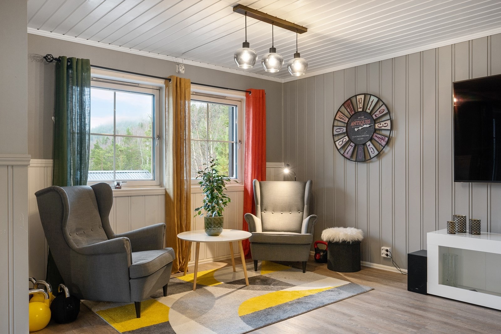 I stua er det mulig å innrede med flere sittegrupper. Galleribilde