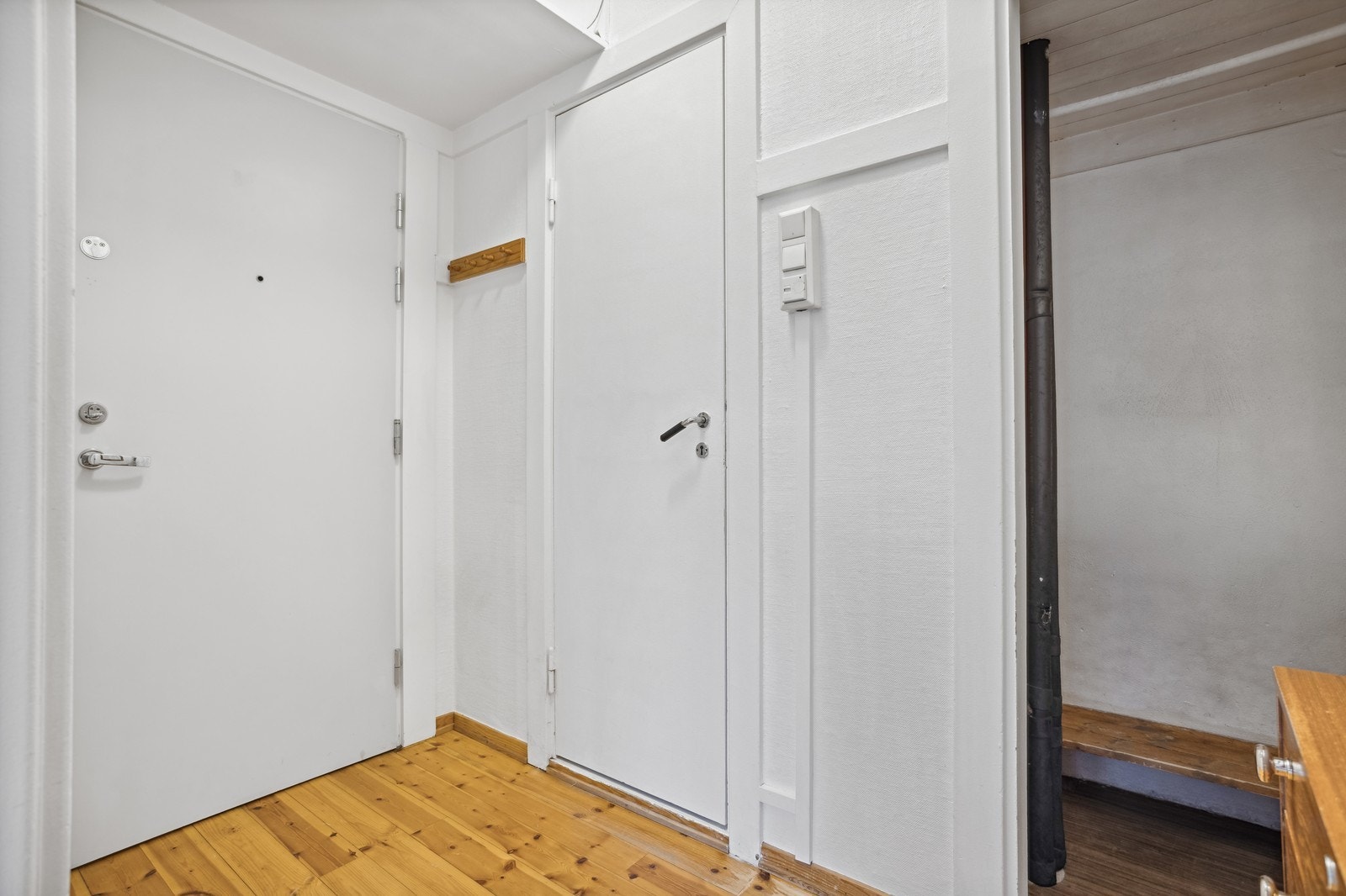 Entré med innebygd garderobe Galleribilde