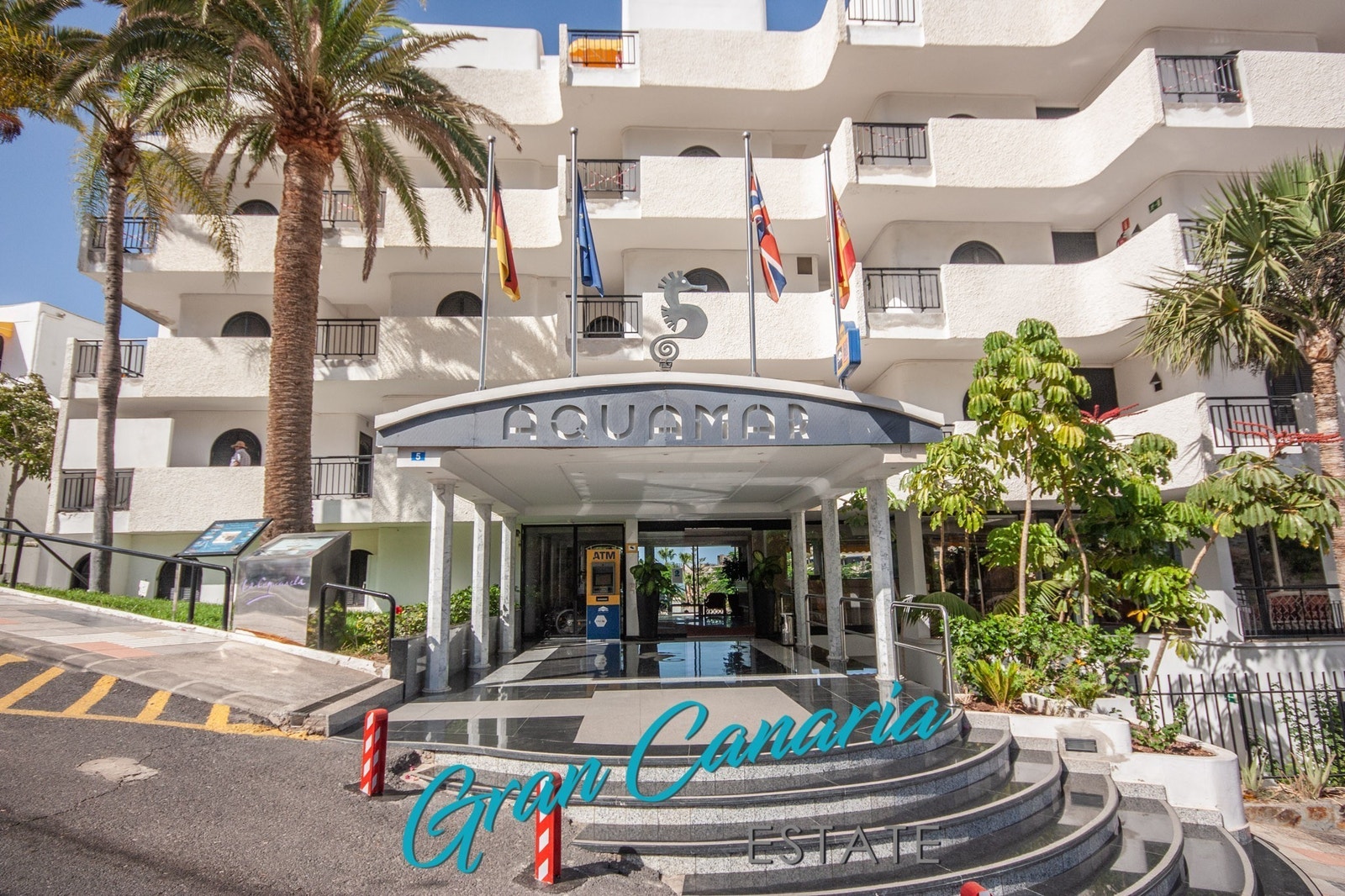 Inngang til resepsjonen Galleribilde