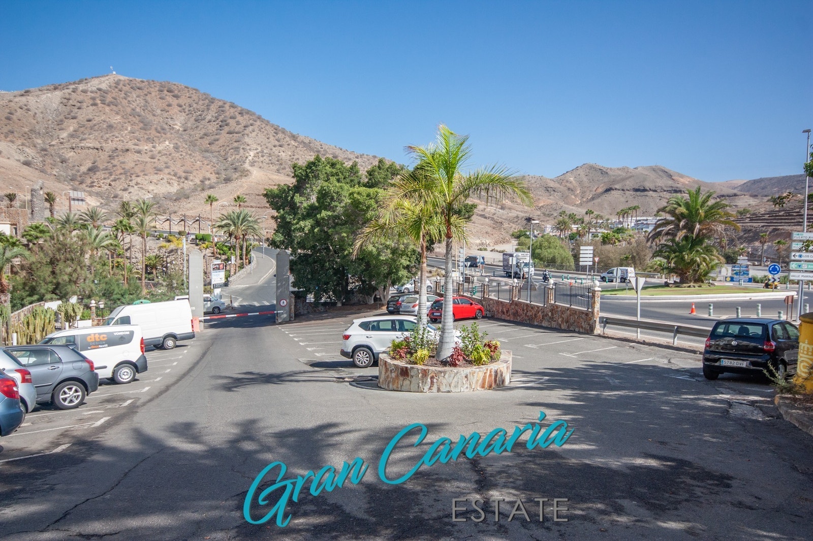 Parkeringsplass for beboere (felles) Galleribilde