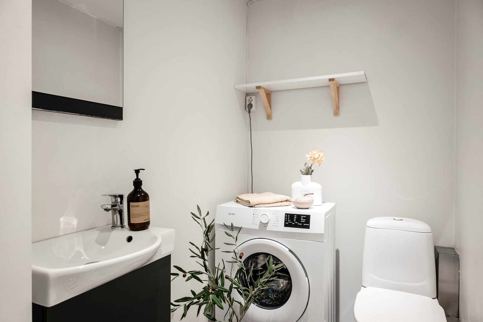 Det er varmekabler i gulv på badet. Galleribilde