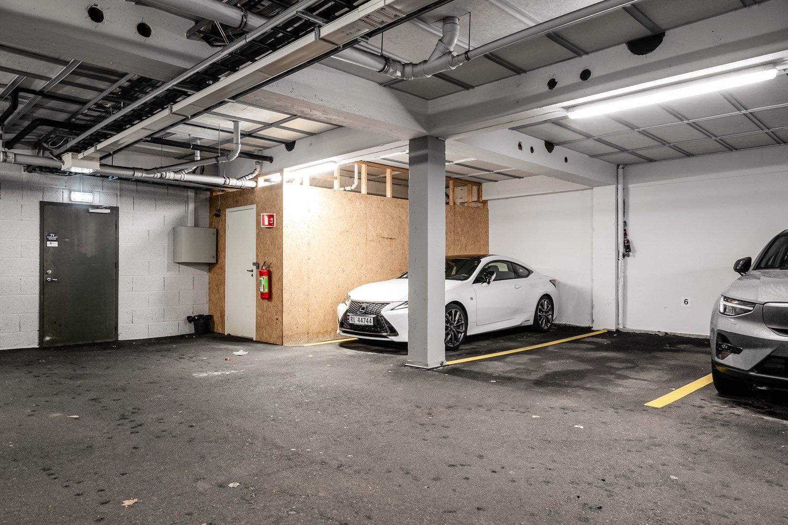 Denne leiligheten har en fast parkeringsplass i lukket garasjeanlegg Galleribilde
