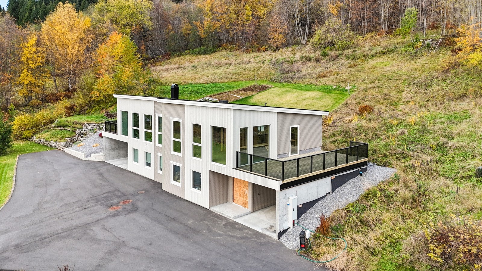 Velkommen til Jakobvegen 14B - En nybygd del av tomannsbolig, hvor kjøper har mulighet til tilvalg av eksempelvis overflater utover standardleveranse Galleribilde