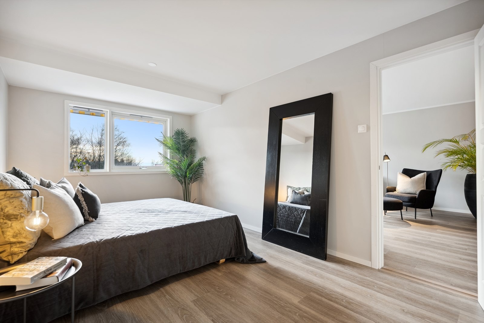 Svært god plass til møblering etter eget ønske og behov. Galleribilde