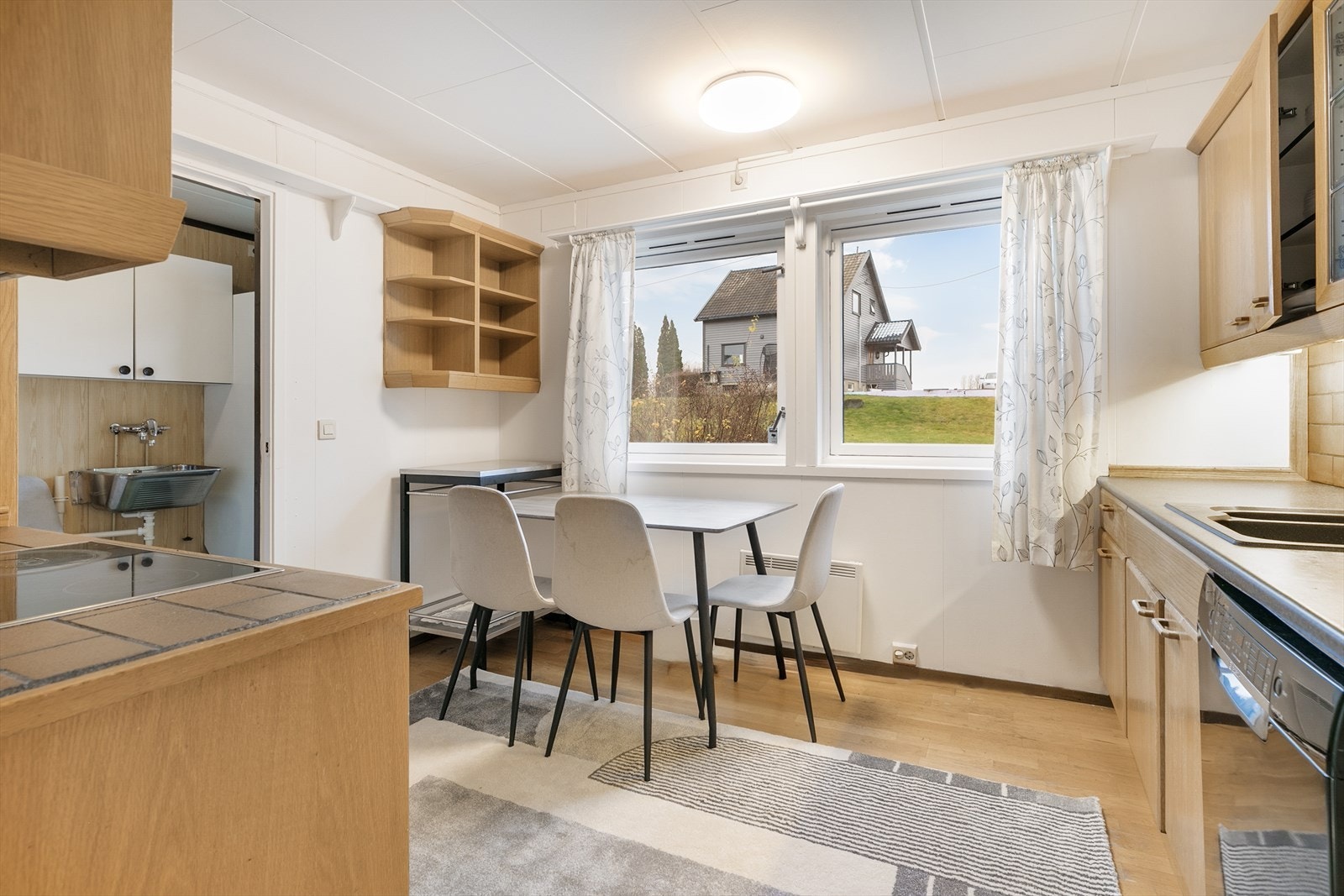 Her er det plass til en hyggelig spisegruppe Galleribilde