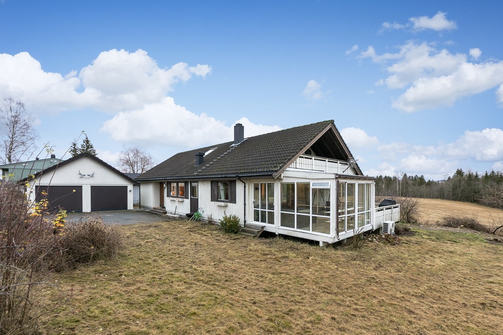 Velkommen til Haldenveien 536. Presenteres av Arsalan Syed v/ Eiendomsmegler1 Galleribilde