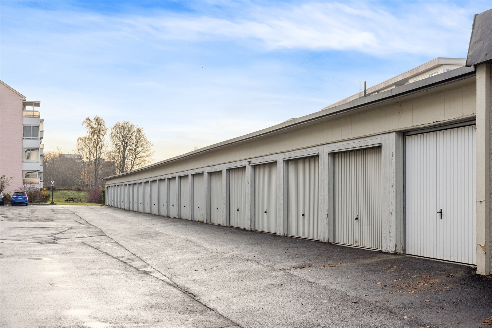 Det er mulighet for leie av garasjeplass. Galleribilde