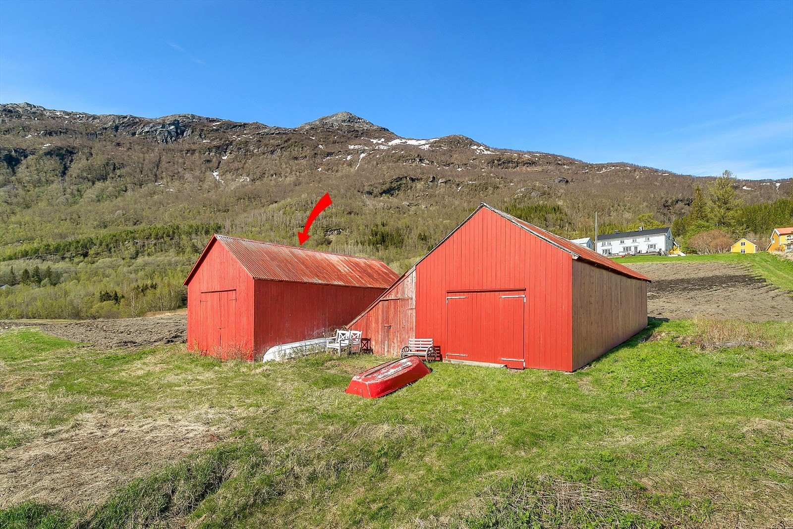 Naus i fjæra følger med fritidsboligen Galleribilde