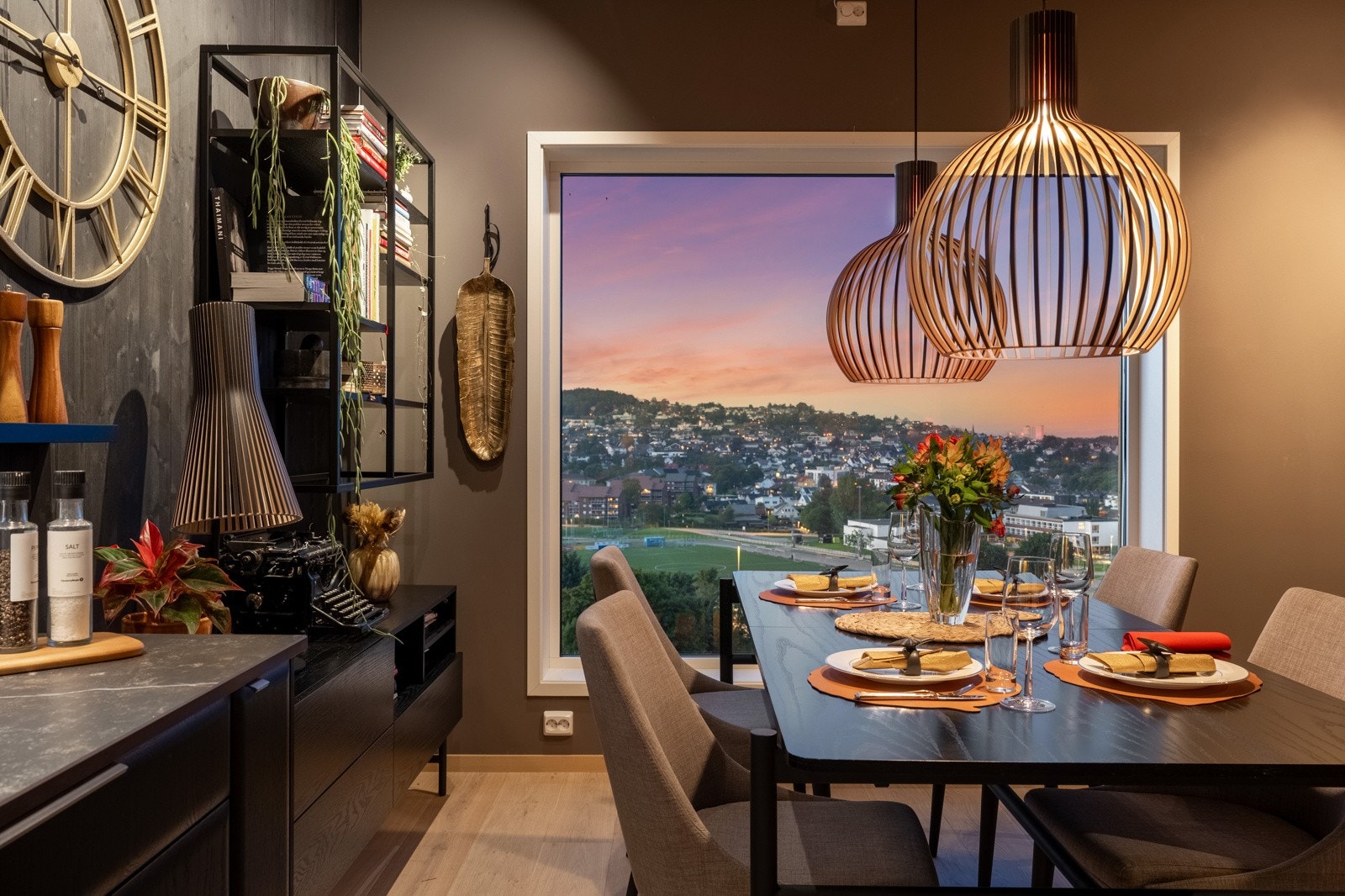 Kveldsbilde | Kjøkken/Spisestue Galleribilde