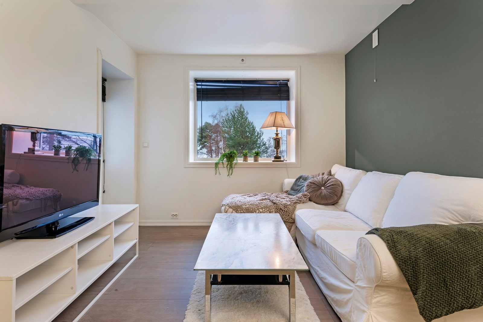 Leiligheten har en sentral beliggenhet og har gåavstand til Molde sentrum Galleribilde