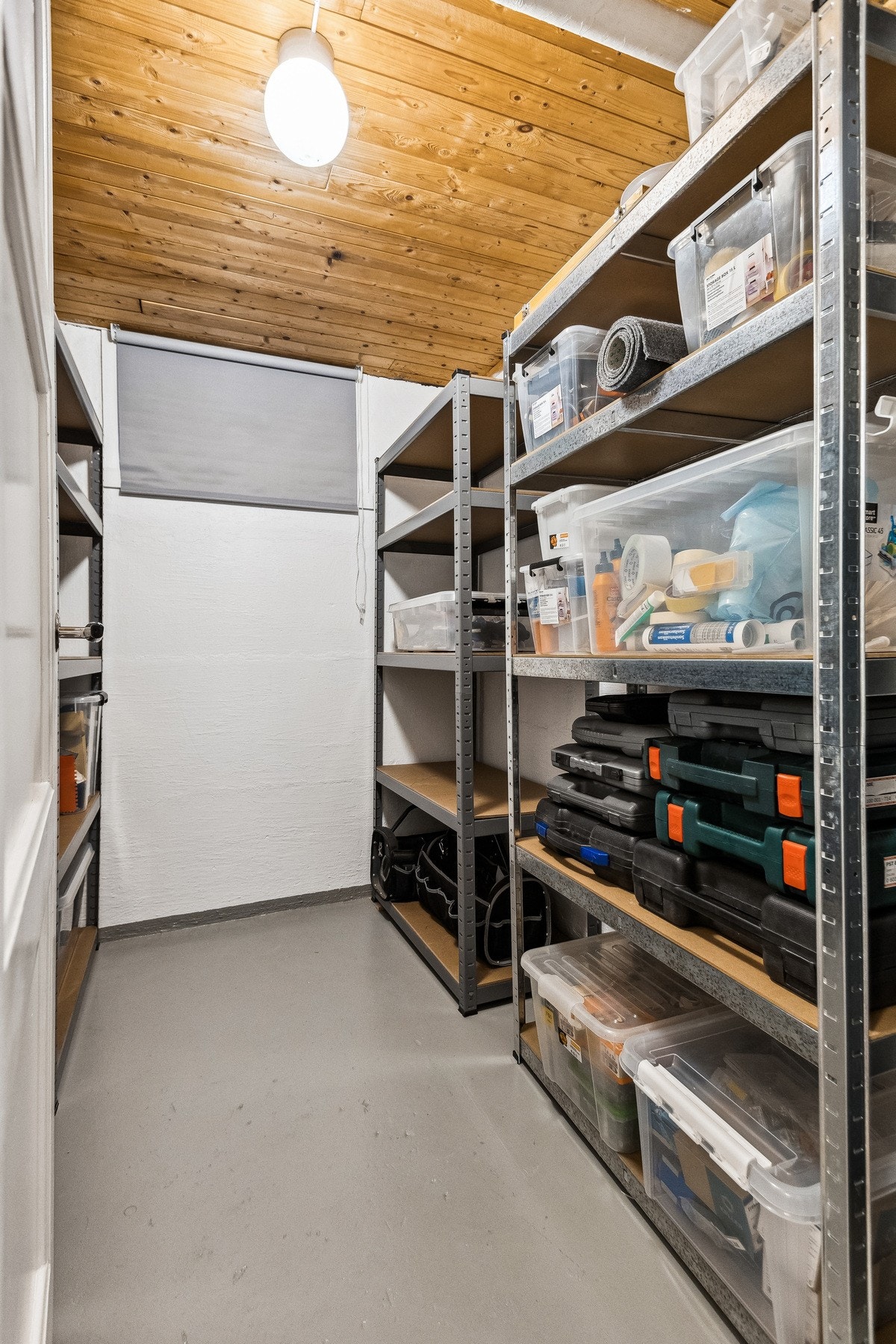 Bod nede. Galleribilde