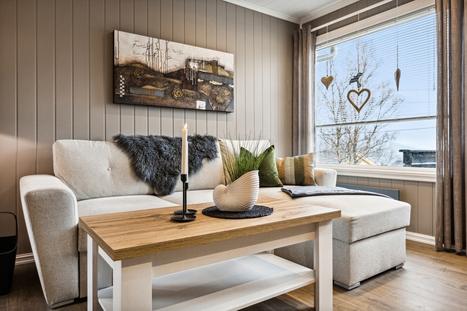 God plass til sofagruppe. Galleribilde