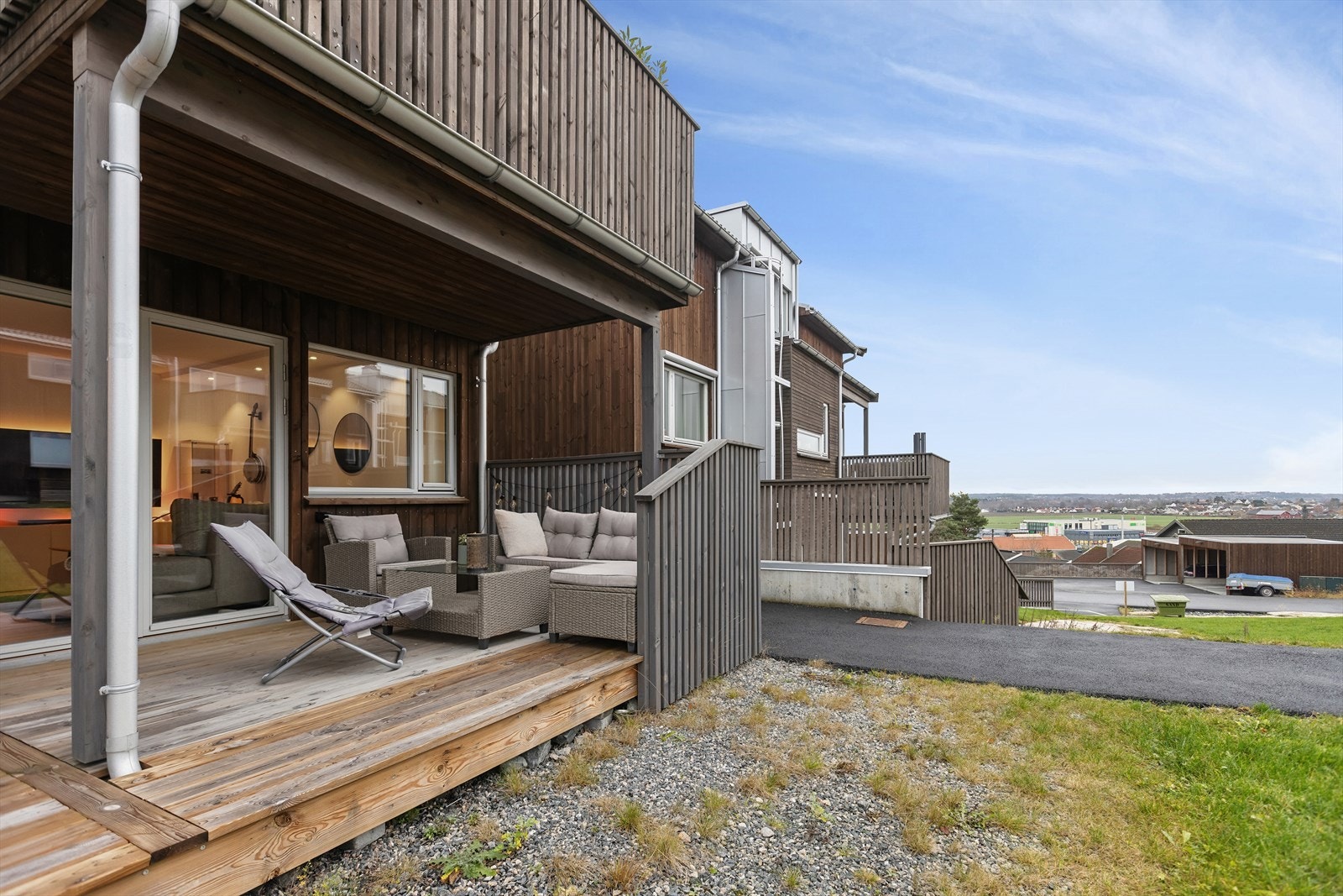 Her kan sommeren nytes fra morgen til kveld. Galleribilde