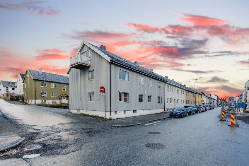 Leiligheten ligger i 2. etasje og kan ellers by på en meget sentral beliggenhet Galleribilde