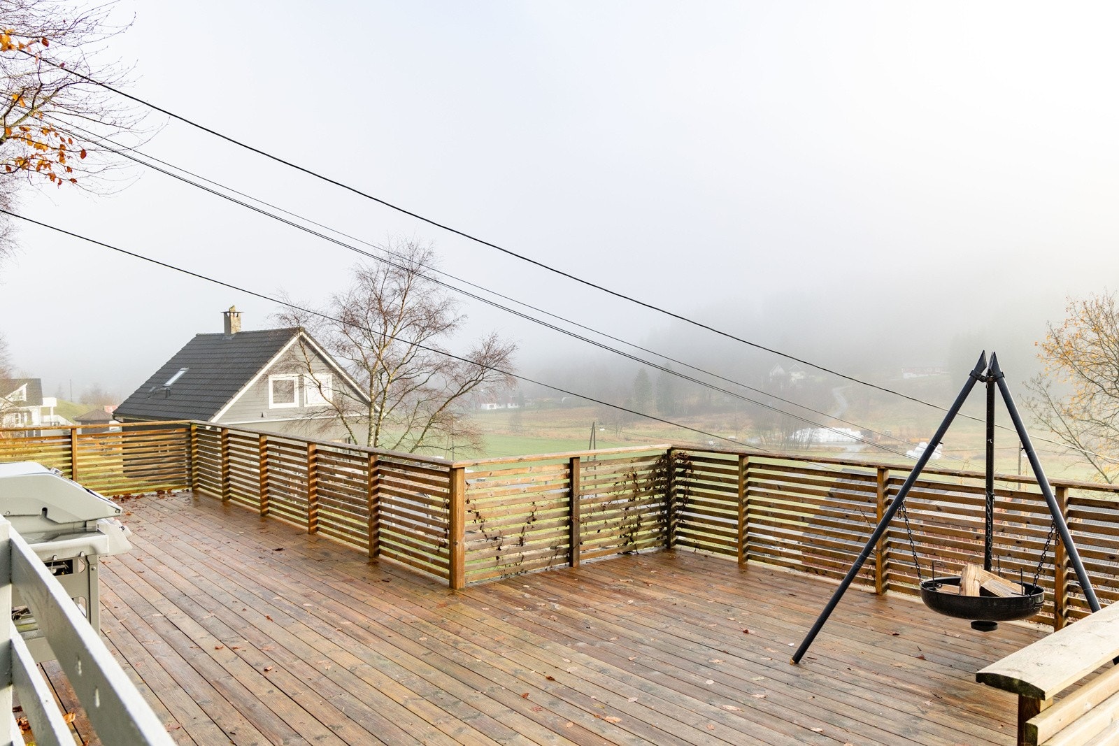 Terrassen en trollsk dag i november! Se for deg hvor flott det blir her på en deilig sommerdag. Galleribilde