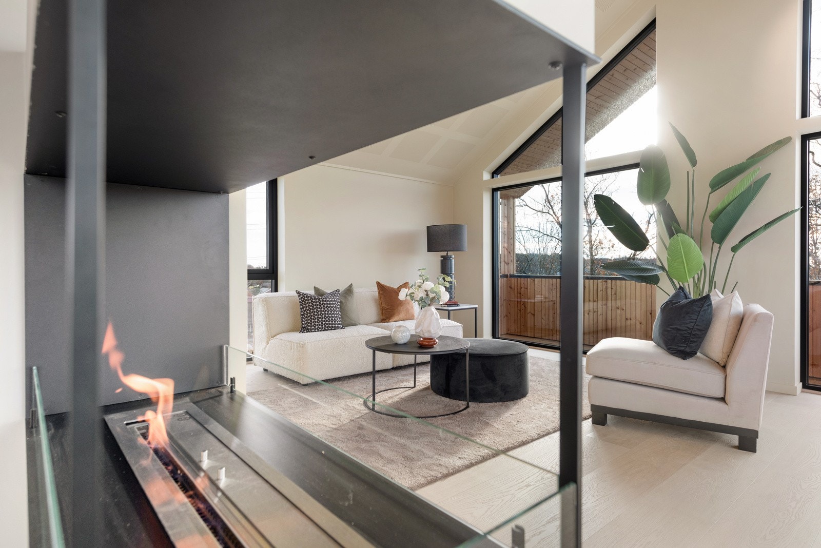 Biopeis i stuen for både varme og hygge Galleribilde